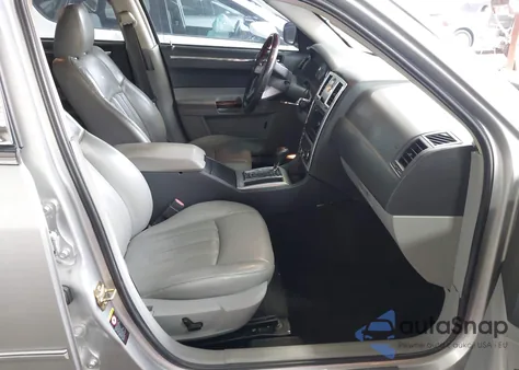 2006 Chrysler 300C from USA, damaged, VIN 2C3LA63H56H247134